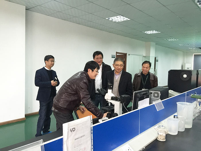 杭州余杭经济技术开发区党委书记沈昱莅临星空官网入口照明参观指导